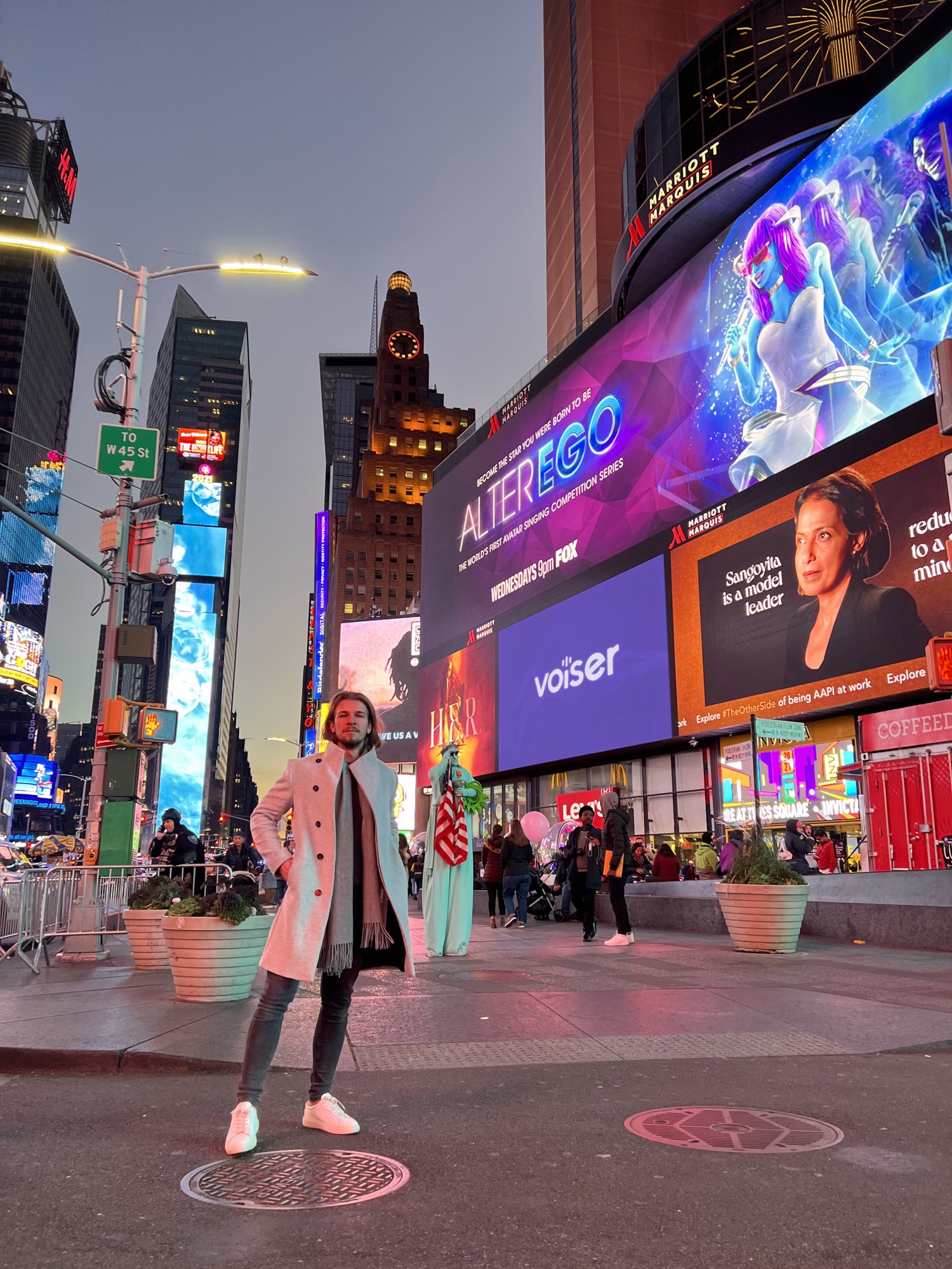 Mehmet Fatih Sönmez, Times Square, New York